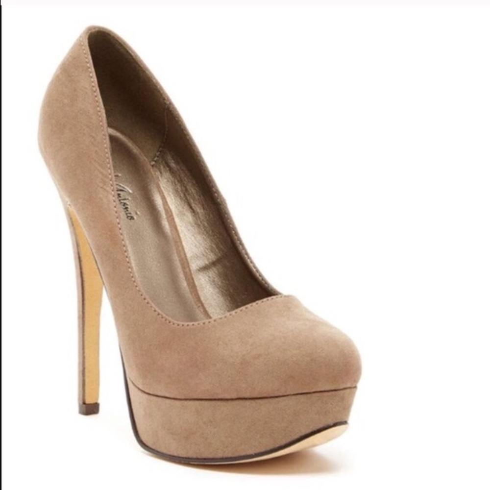Michael Antonio Lily-Sue Taupe Suede Pumps